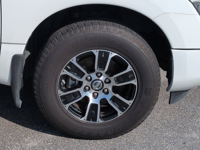 2020 Nissan Titan SV