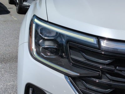 2024 Volkswagen Atlas Cross Sport 2.0T SEL Premium R-Line