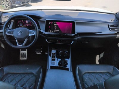 2024 Volkswagen Atlas Cross Sport 2.0T SEL Premium R-Line