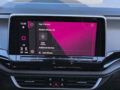 2024 Volkswagen Atlas Cross Sport 2.0T SEL Premium R-Line