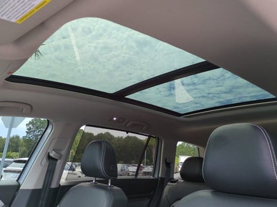 2022 Volkswagen Atlas 3.6L V6 SEL Premium R-Line