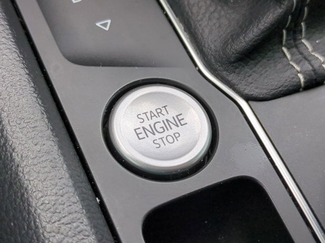 2022 Volkswagen Atlas 3.6L V6 SEL Premium R-Line