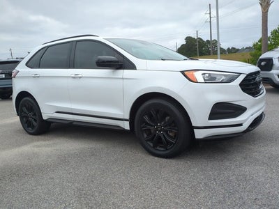2022 Ford Edge SE