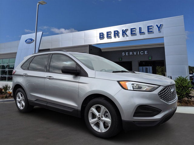 2023 Ford Edge SE