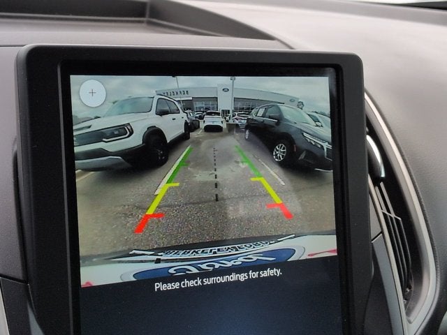 2023 Ford Edge SE