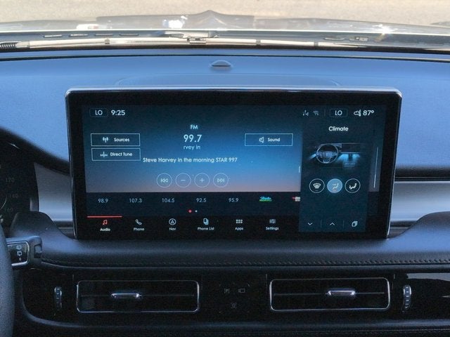 2022 Lincoln Nautilus Standard