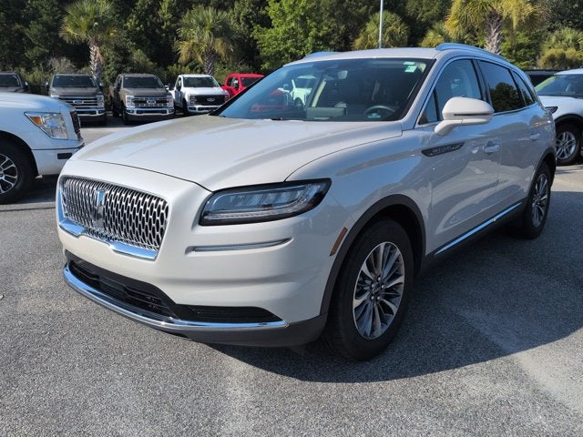 2022 Lincoln Nautilus Standard