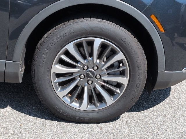 2022 Lincoln Nautilus Standard
