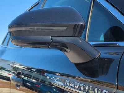 2021 Lincoln Nautilus Reserve