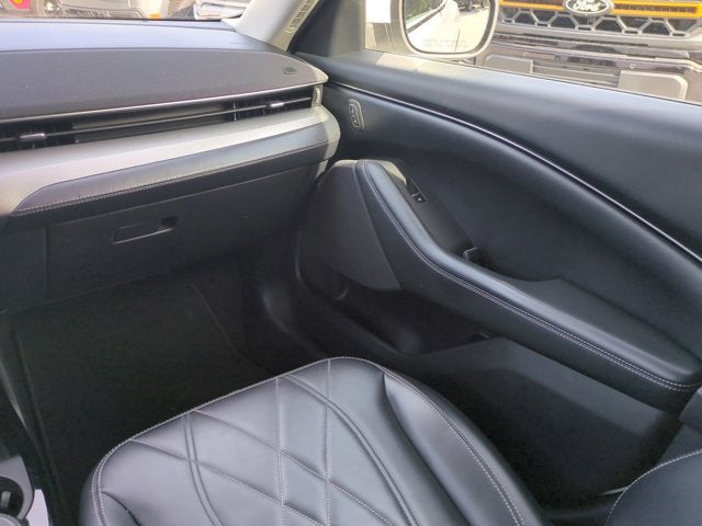 2021 Ford Mustang Mach-E Select