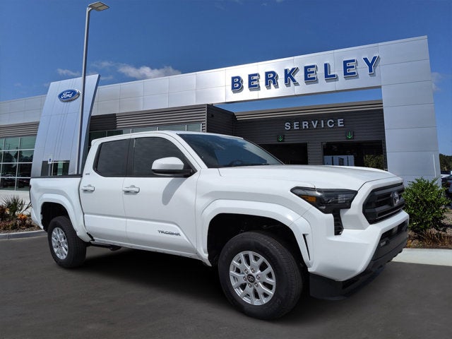 2026 Toyota Tacoma 2WD SR5