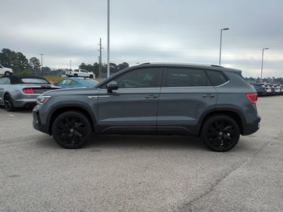 2024 Volkswagen Taos SE