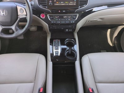 2020 Honda Pilot Touring 7-Passenger