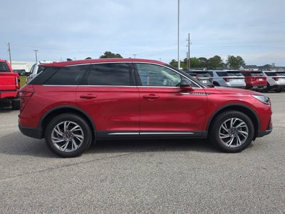 2025 Lincoln Corsair Premiere