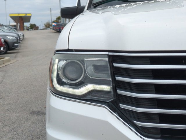 2016 Lincoln Navigator Select
