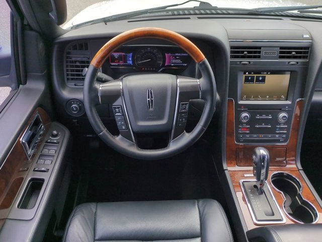 2016 Lincoln Navigator Select