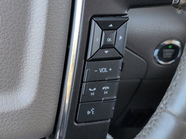 2017 Lincoln Navigator Select