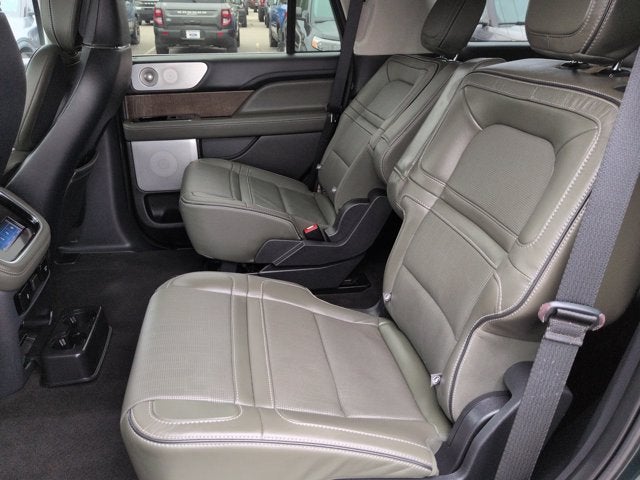 2022 Lincoln Navigator Black Label