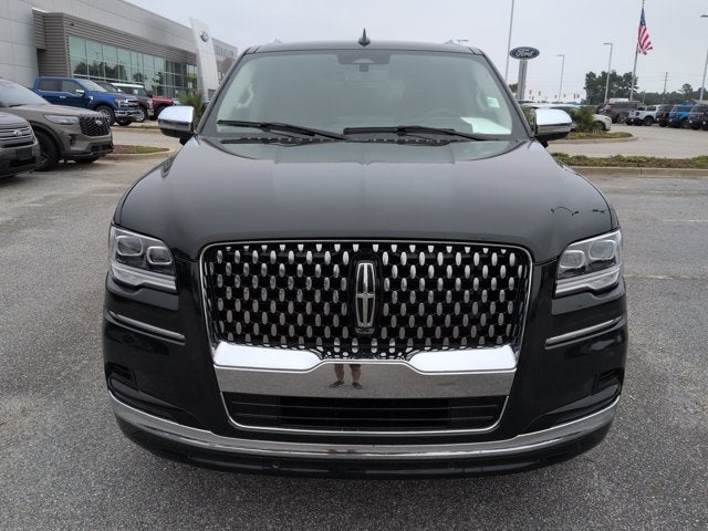 2022 Lincoln Navigator Black Label