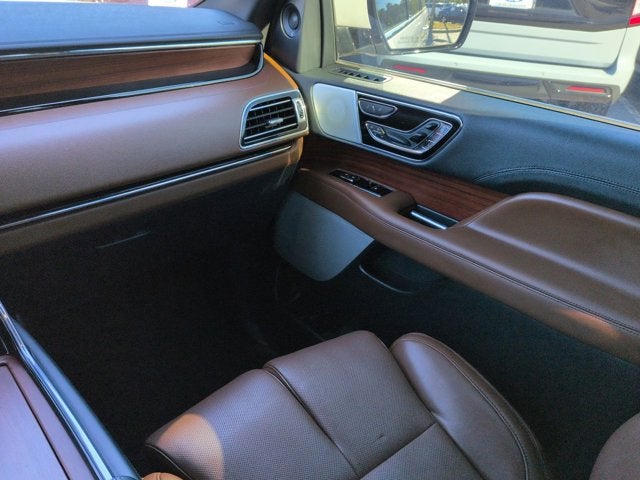 2023 Lincoln Navigator L Reserve