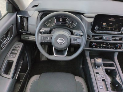 2025 Nissan Pathfinder S