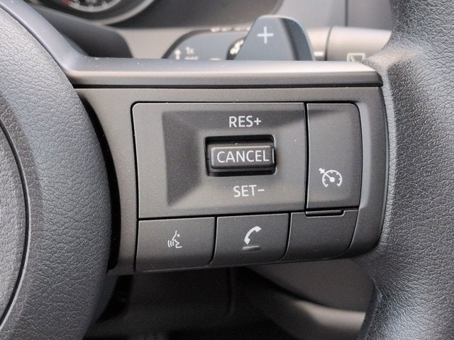 2025 Nissan Pathfinder S