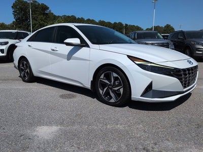 2022 Hyundai Elantra Limited