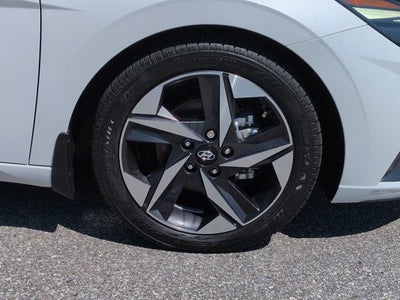 2022 Hyundai Elantra Limited