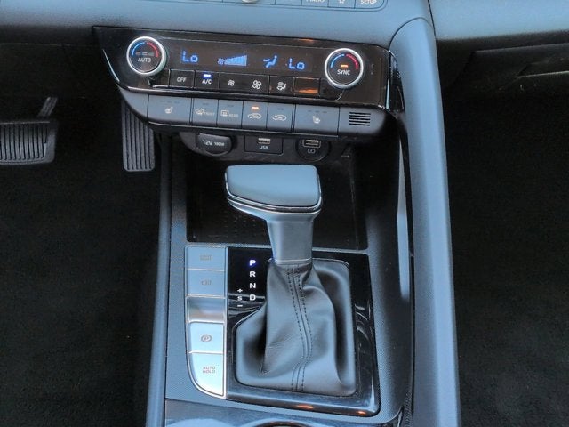 2022 Hyundai Elantra Limited