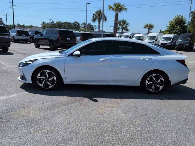 2022 Hyundai Elantra Limited