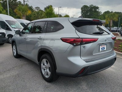 2022 Toyota Highlander LE