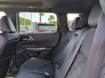 2022 Mitsubishi Outlander SE