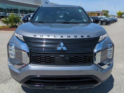 2022 Mitsubishi Outlander SE