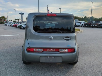 2013 Nissan cube SL