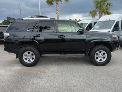 2022 Toyota 4Runner SR5 Premium