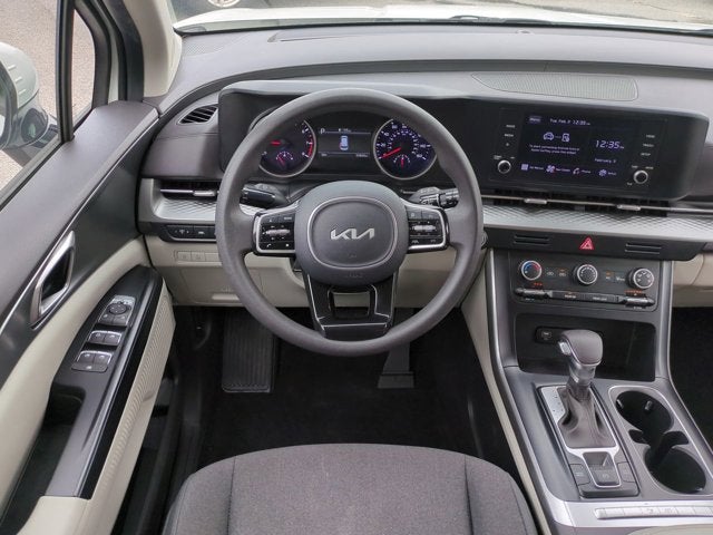 2023 Kia Carnival LX