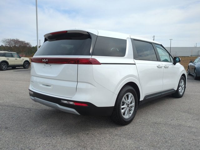 2023 Kia Carnival LX