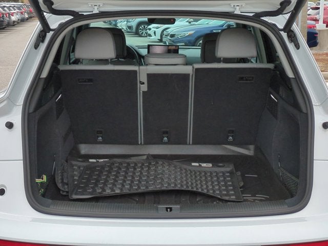 2024 Audi Q5 S line Premium