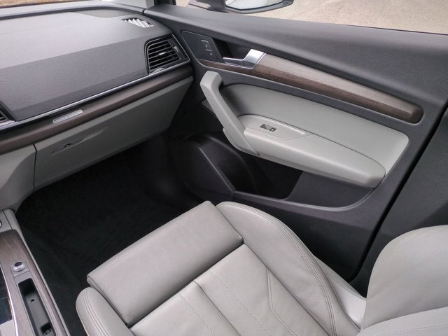 2024 Audi Q5 S line Premium