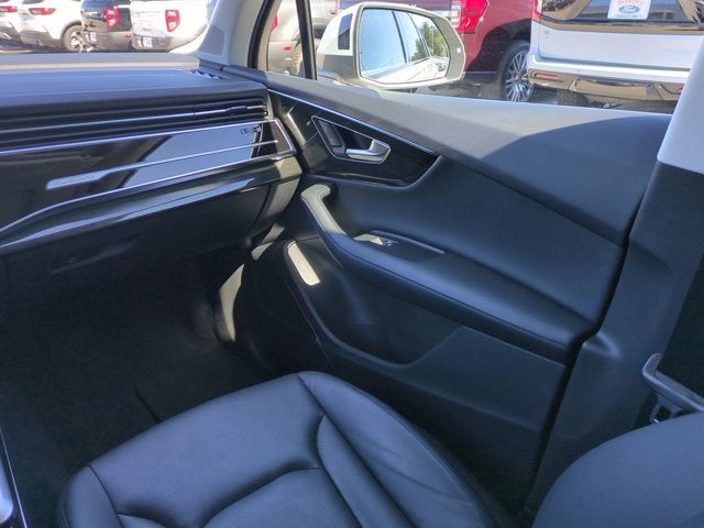 2023 Audi Q7 Premium Plus