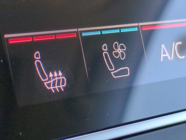 2023 Audi Q7 Premium Plus