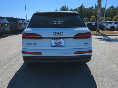 2023 Audi Q7 Premium Plus