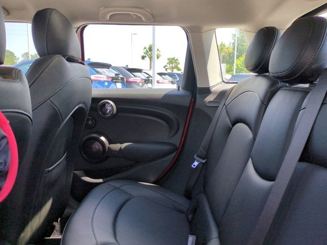 2016 MINI Cooper Hardtop 4 Door Base