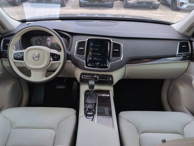 2019 Volvo XC90 Momentum
