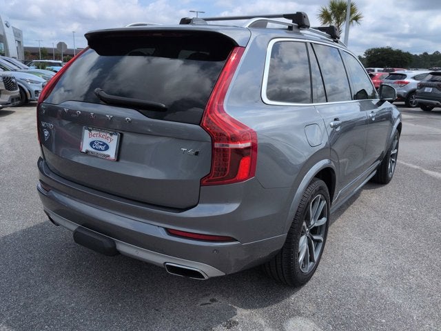 2019 Volvo XC90 Momentum